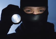 Quando un ladro tentò di mettere a soqquadro la vita di una pensionata