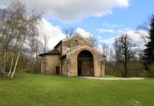 La chiesa di “Santa Maria foris portas”